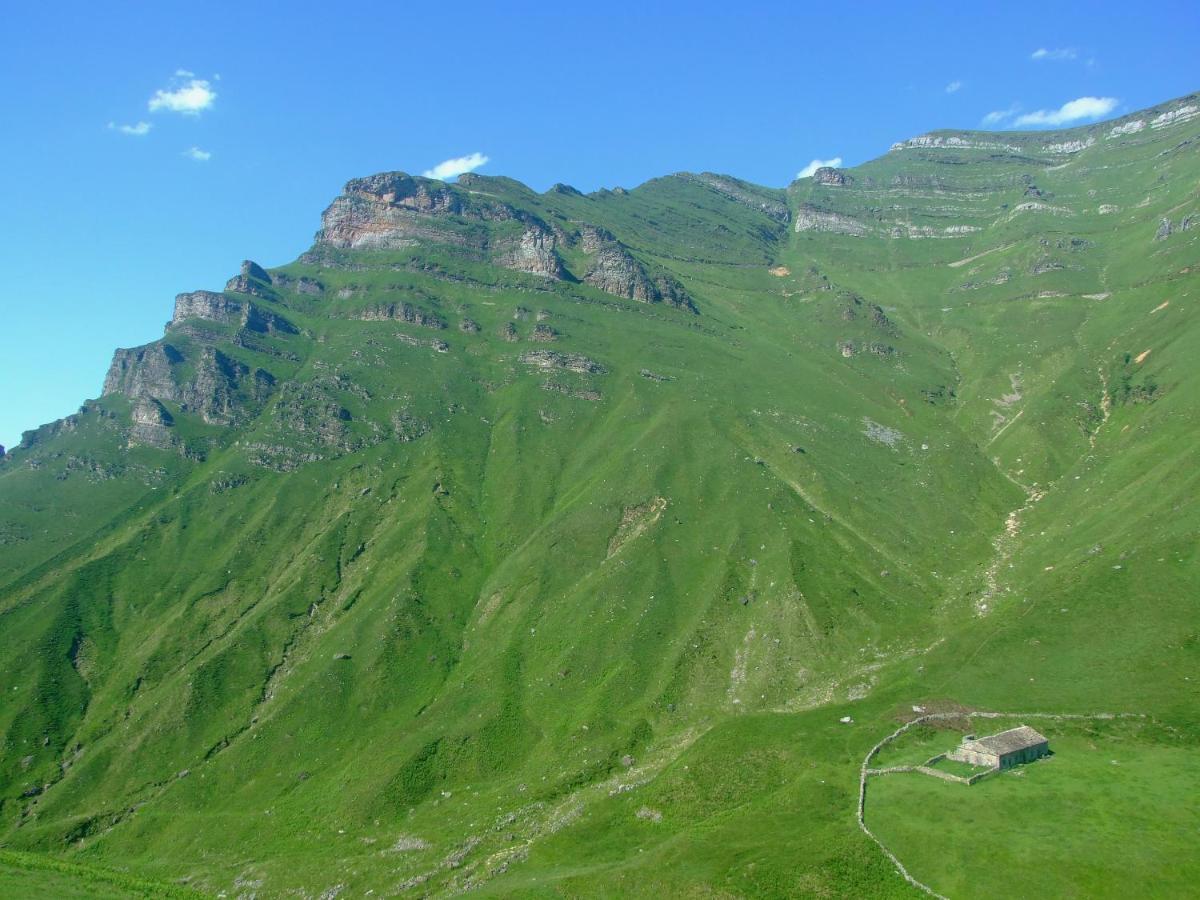 Las Hayucas San Roque de Ríomiera المظهر الخارجي الصورة